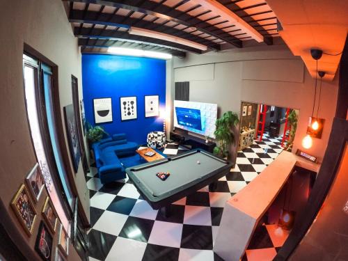 San Francisco Apartment | Loft 5BR, Billar, WIFI, AC, Near Beach in Old SJ