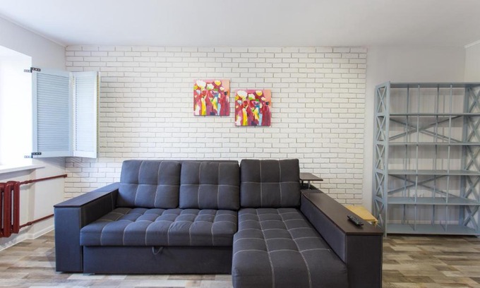 Dzerzhyns'kyi District Apartment | Loft Apartment near Botanical Garden