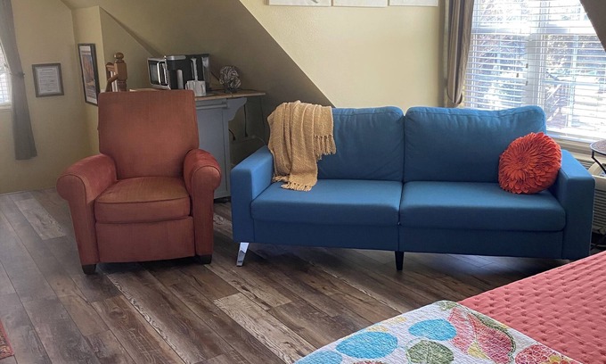 Katy Apartment | Loft Apartment