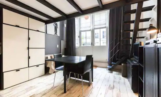 Notre-Dame-des-Champs Apartment | Loft: 'heart of Paris'