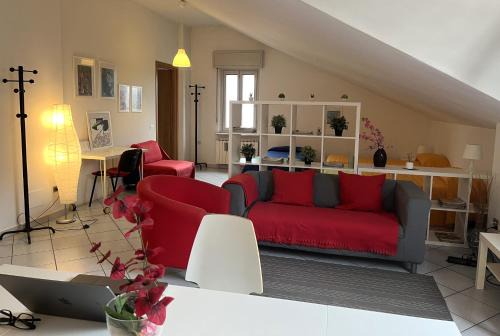Pregnana Milanese Apartment | Loft in Fiera