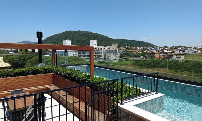 Lagoa Pequena Apartment | Loft no Novo Campeche, Terraço com Piscina ZR2092
