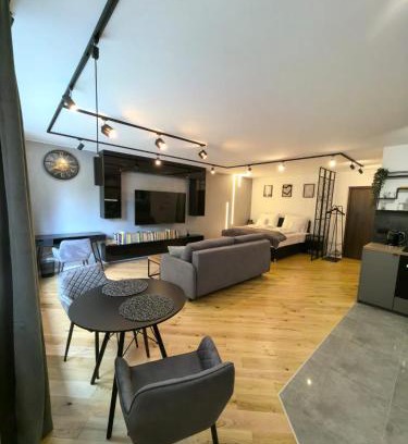 Ochota Apartment | Loft studio KWADRAT Jerozolimskie