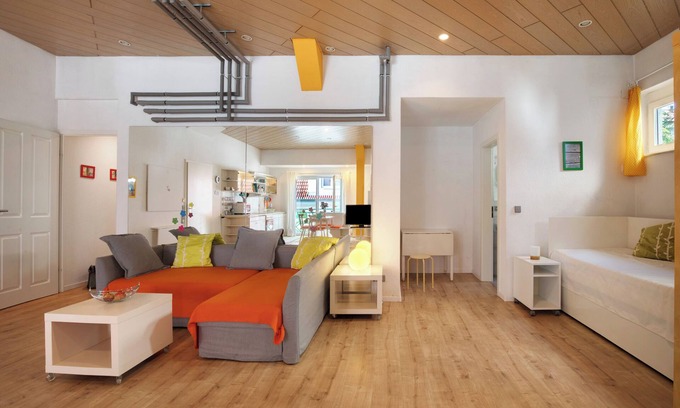 Neckarhausen Apartment | Loft-style holiday apartment in Nürtingen with balcony and close to the Neckar