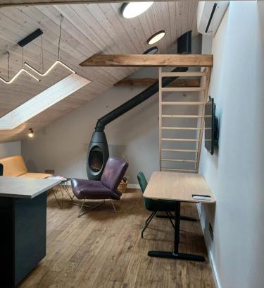 Old Town Apartment | Loft style studio in the Old Town