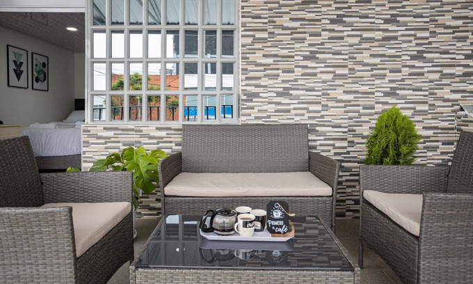 Fontibon Apartment | Loft with private terrace - 10 mins Airport & Embassy