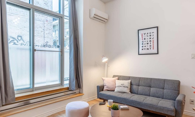Hochelaga Apartment | Lofts aylwin - designer open space newly renovated