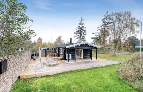 Gedesby House | Log Cabin Near A Beautiful Beach