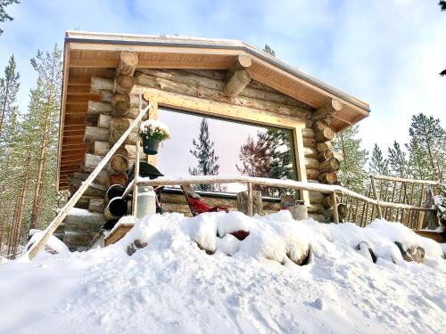 Rovaniemi House | Log Cabin with Private Sauna by Invisible Forest Lodge