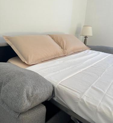 Lieusaint Apartment | Logement 2 pièces propre et calme