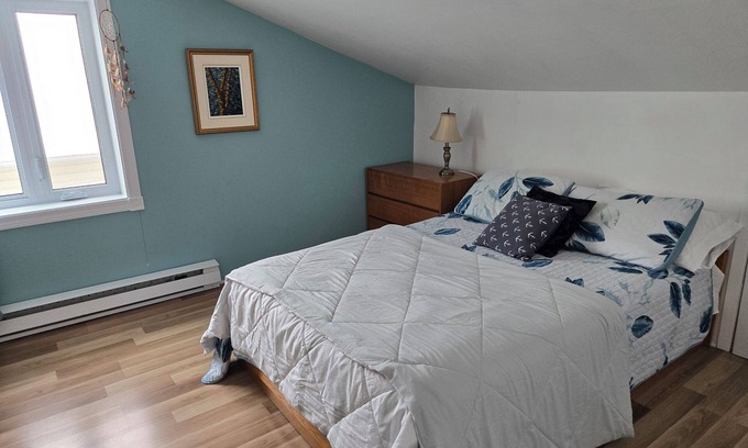 Roberval Apartment | Logement climatisé à deux pas Lac-St-Jean.