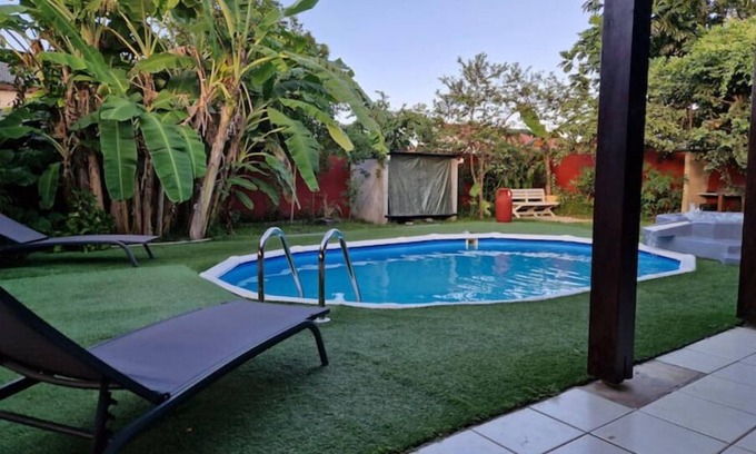 Sainte-Rose Villa | Logement Entier, Équipé D'une Piscine, Piscine à Bulles, Privée