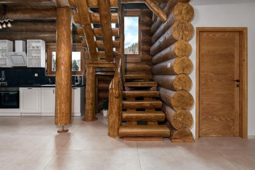 Benkovac Fuzinski Ski Chalet | Loghouse Madeira, Fužine.