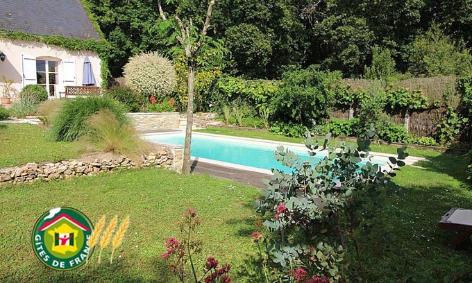 Montbazon Bed & Breakfast | Logis du Lièvre d'or