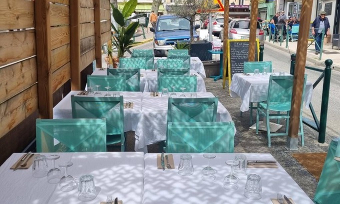Pierrefeu-du-Var Hotel | Logis Hôtel La Clé des Songes