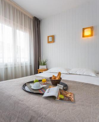 Biscarrosse Hotel | Logis Hôtel Le Relais