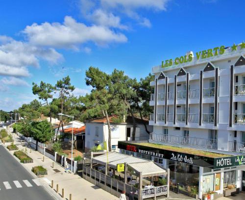 La Tranche-sur-Mer Hotel | Logis Les Cols Verts