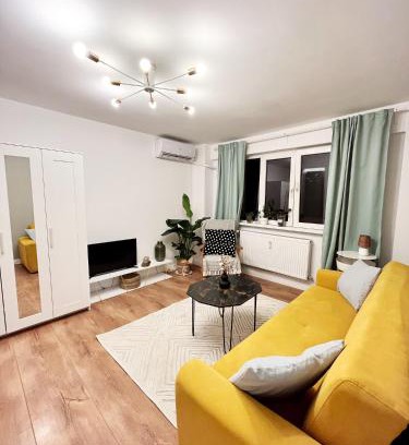 Bucharest Apartment | Lola’s apartament close to city center