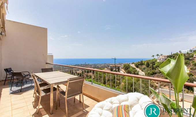 Marbella Apartment | Lomas de Los Monteros Apartment