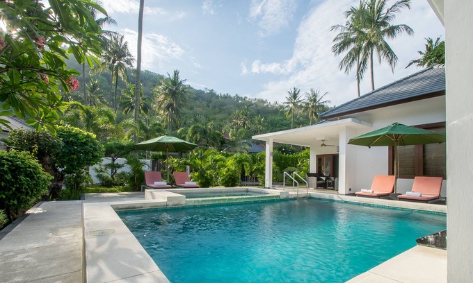 Senggigi Villa | Lombok from your Private Villa Sepuluh