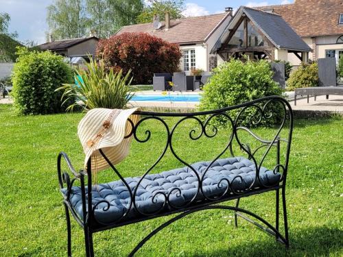 Bailleau-l'Eveque House | Longère rénovée avec piscine, spa et hammam aux portes de Chartres, pour 12 personnes - FR-1-581-128