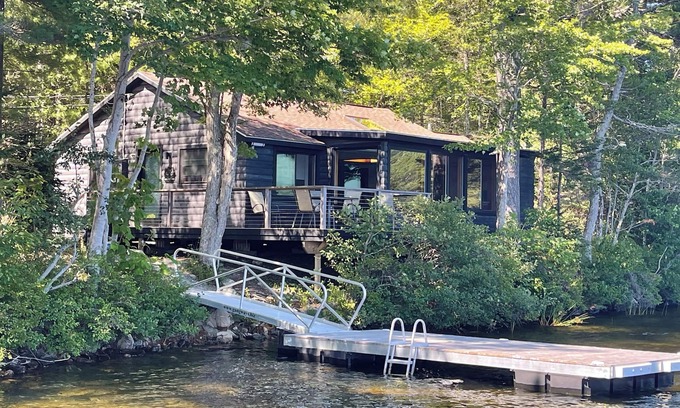 Mount Desert Cottage | “Long Pond Cottage" Lakefront on Mount Desert Island Sleeps 6