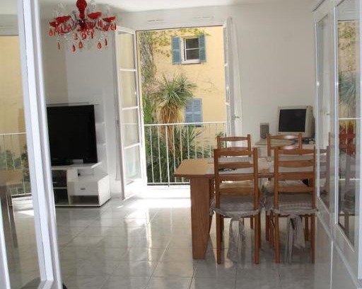 Old Town Apartment | Long stay in Old town of Nice, Castle Hill