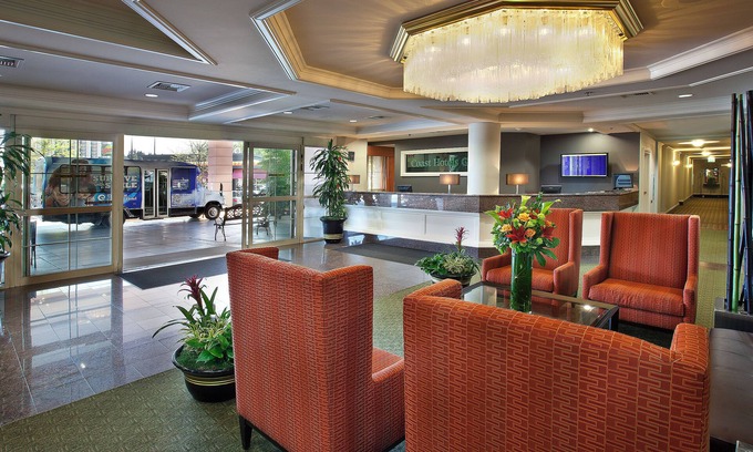SeaTac Hotel | Look No More! Free Airport Shuttle & Continental Breakfast, Pets Allowed