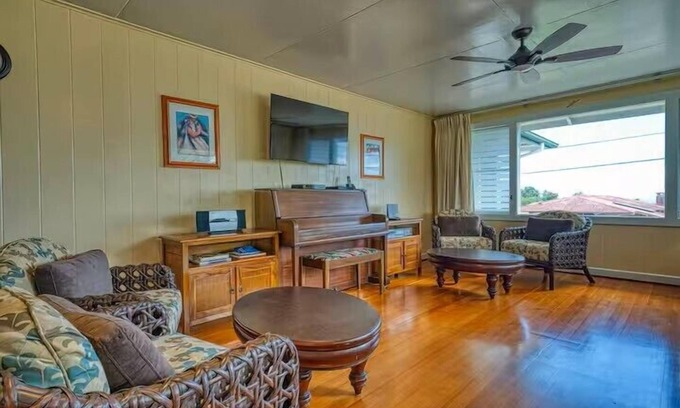 Hilo House | LOOK! Spacious Home in the Heart of Hilo - Bonus Rec Room!