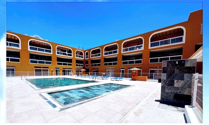 El Cotillo Apartment | Looking for a beach? Come to CASA GAIA-Private solarium-POOLS -Powerful wifi.