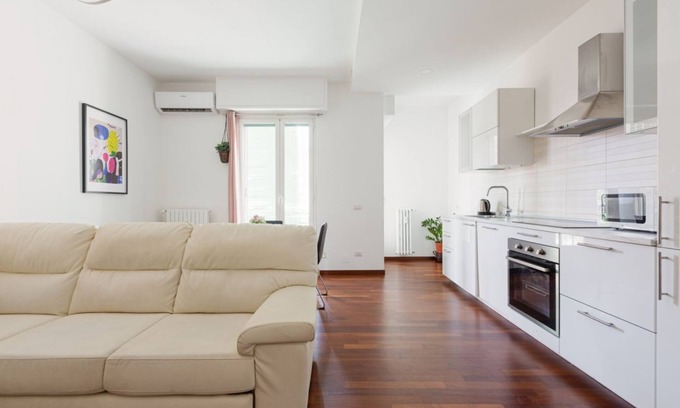 Giambellino Apartment | Lorenteggio Gelsomini Cozy Apartment