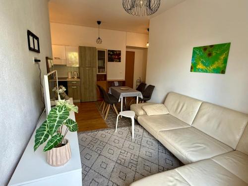 Postojna Apartment | Lorume