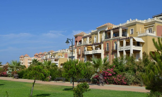 Ayamonte Apartment | LOS CISNES 77 - Two Bedroom Apartment, Sleeps 5