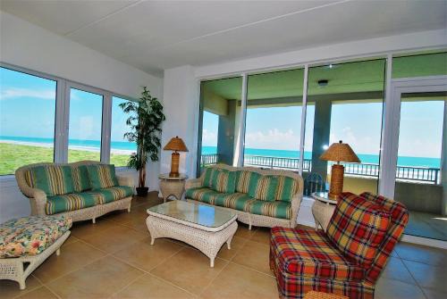 The Shores Apartment | Los Corales Condo Unit #201N