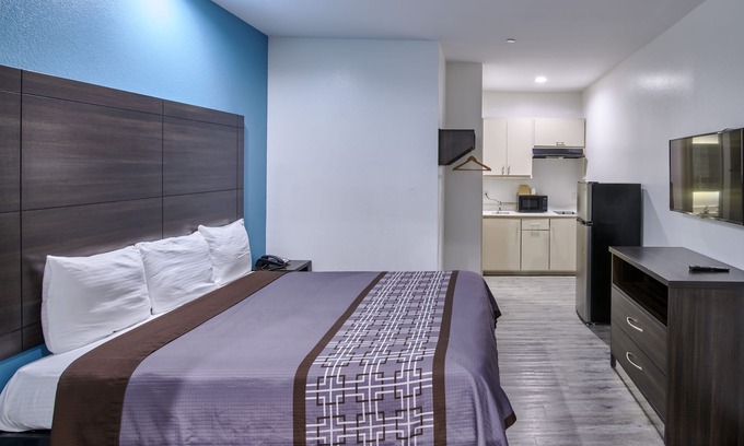 Houston Hotel | Lotus inn
