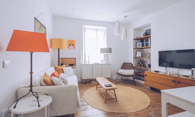 Gibraltar Apartment | Lovely 1BR Apartment in King Street