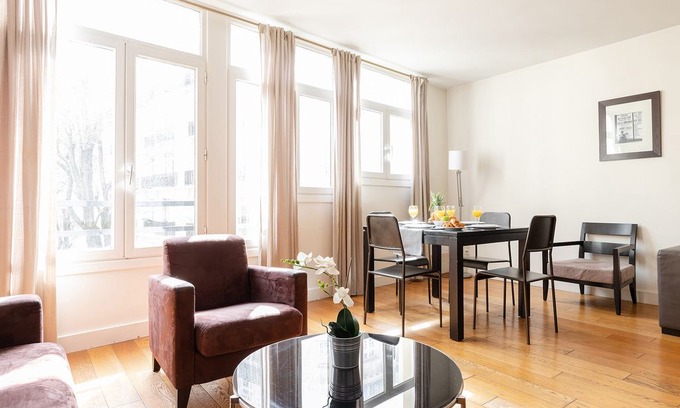 Quartier de la Plaine-de-Monceaux Apartment | LOVELY 1BR NEXT TO PARC MONCEAU NEAR THE CHAMPS ELYSEES - FLAT 3