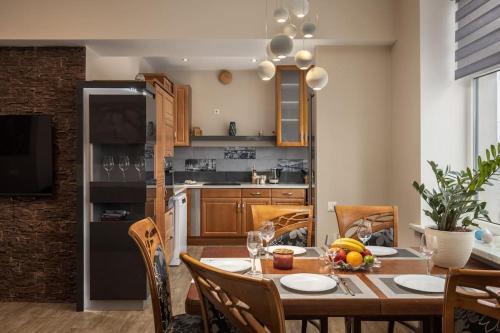 Sarkandaugava Apartment | Lovely 2-bdrm condo ideal for couples and family with children, free parking on premises