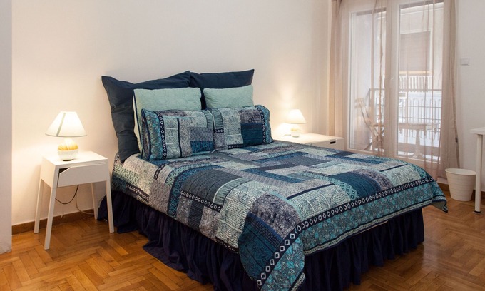 Omonia Apartment | Lovely 2 bedroom apt in Metaxourgio Center