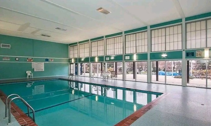 Rochester Condo | Lovely 2 bedroom condo with nice amenities and on the bus line