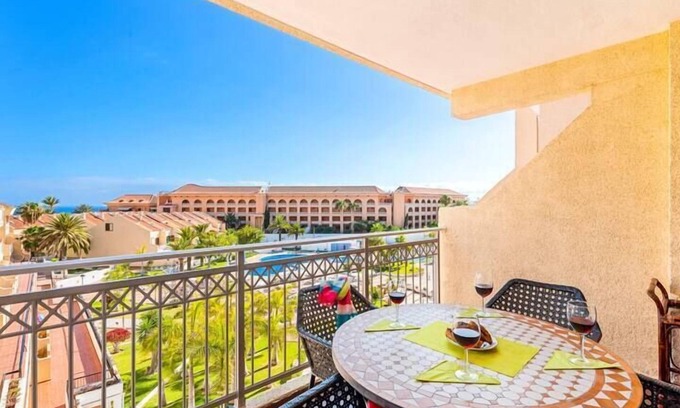 Arona Apartment | LOVELY 2 BEDROOMED + 2 TERRACES APARTMENT NEXT TO THE BEACH