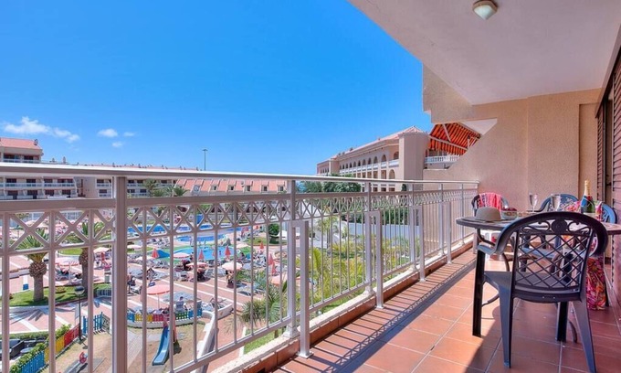 Arona Apartment | LOVELY 2 BEDROOMED APARTMENT NEXT TO THE BEACH