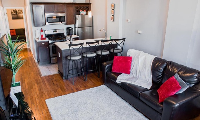 Mill River Apartment | Lovely 2BR apartment by Wooster Square- great neighborhood