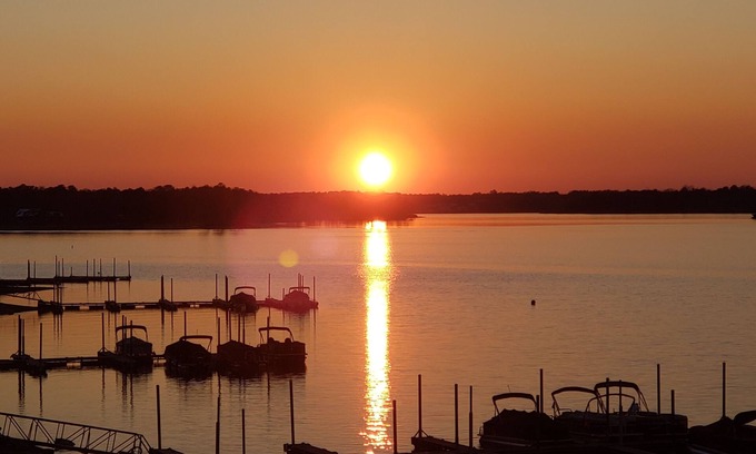 Dadeville Condo | Lovely 3 Bedroom Condo on Lake Martin 2 Pools & Boat Dock