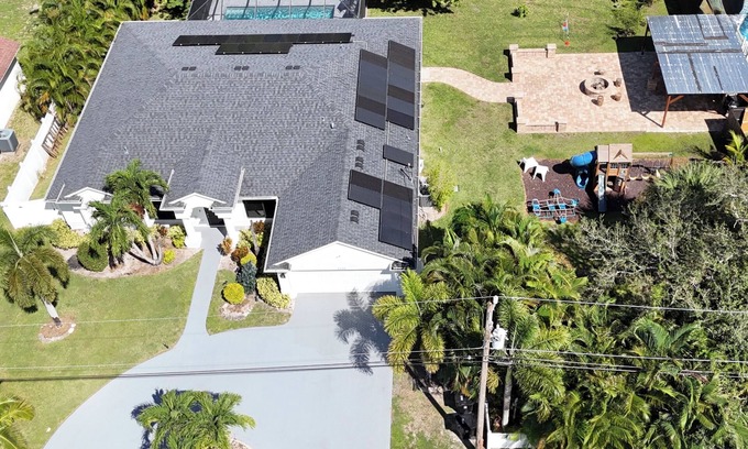 Port Saint Lucie House | Lovely 3 bedroom house, fitness room, heated pool, kids park, barbecue fire pit