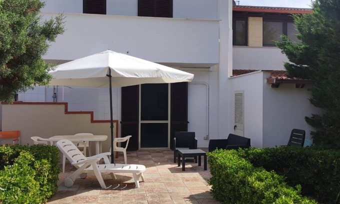 Porto Cesareo Villa | Lovely 3-bedroom villa in Torre Lapillo with AC, WiFi, barbecue near beach