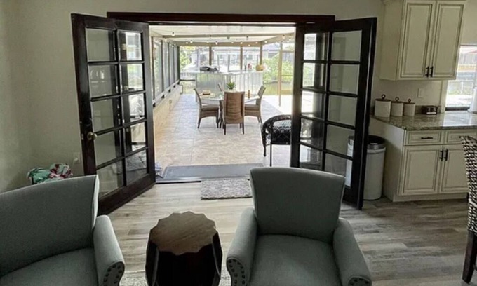 Port Richey House | Lovely 3br with heated pool and spa. Canal access for boating/kayaking.