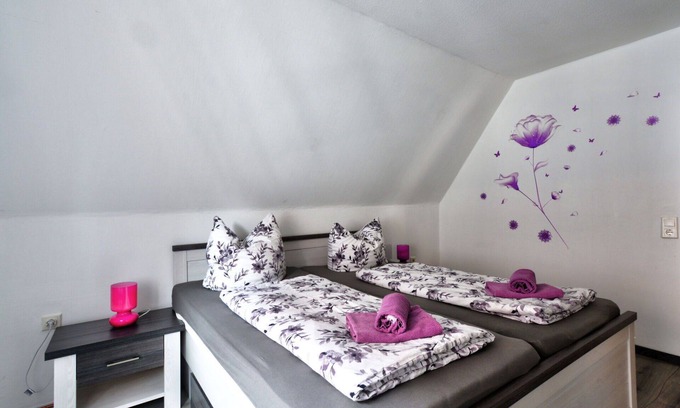 Schwalenberg Apartment | Lovely apartment for 2 guests with WIFI, TV and pets allowed