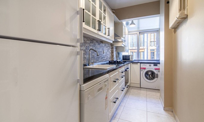 Sisli Apartment | Lovely and Comfortable Home in Sisli
