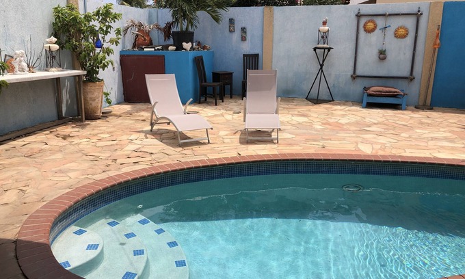 Papaya Bed & Breakfast | Lovely and quite area - very centrally located on the island.